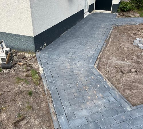 whatsapp image 2025 12 06 at 18.41.43 (1)